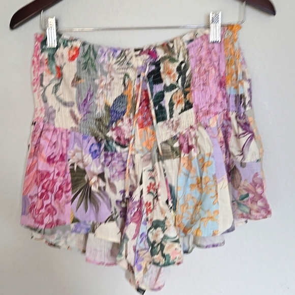 Women’s Zara Floral Mix Print High Rise Flowy Cottagecore Bohemian Short Small - Picture 2 of 13
